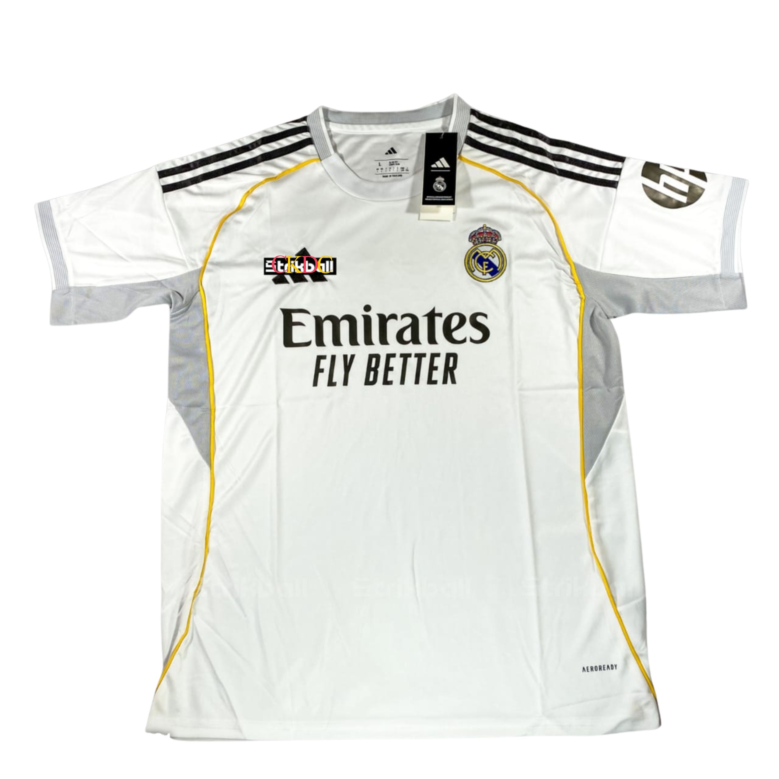 Real Madrid 2025/26 Home Kit – Fan Edition